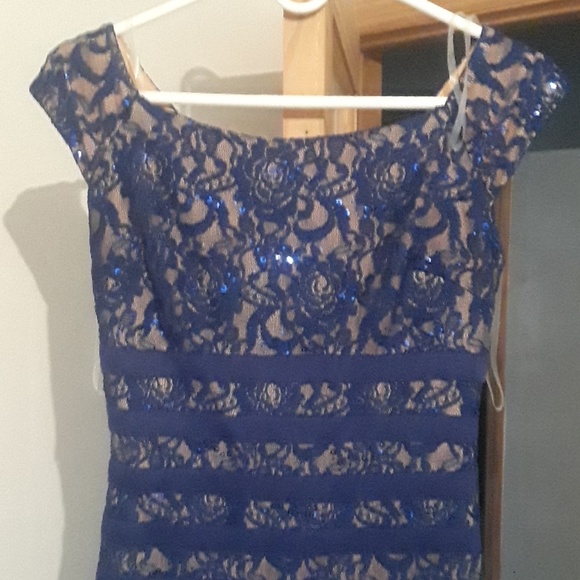 Dress - Picture 1 of 2